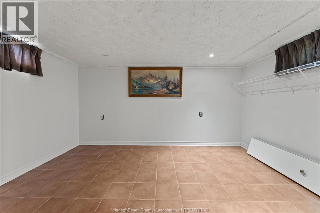 3086 AVONDALE AVENUE, Windsor, Ontario, N9E1X3 — Photo 29