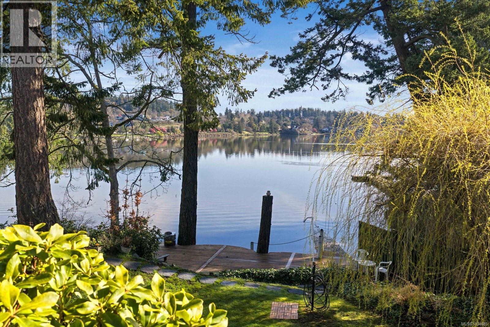  66 Kingham Place, View Royal