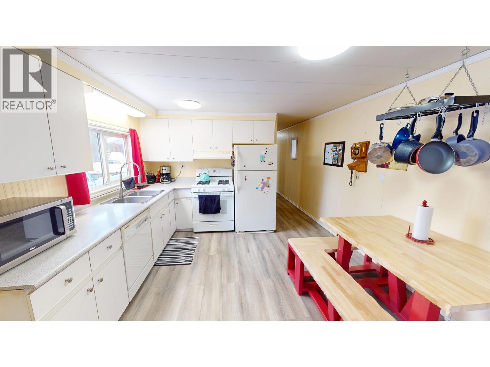 1358 BASS ROAD, Quesnel