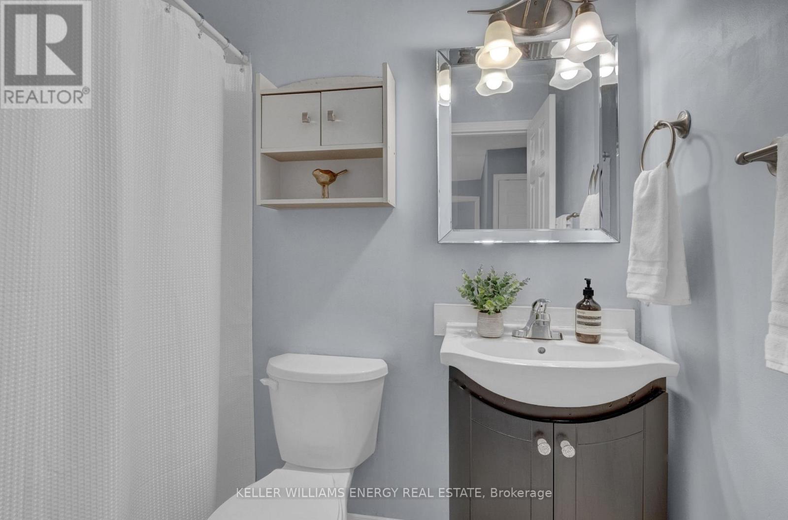 #UNIT#20 960 GLEN STREET - 16