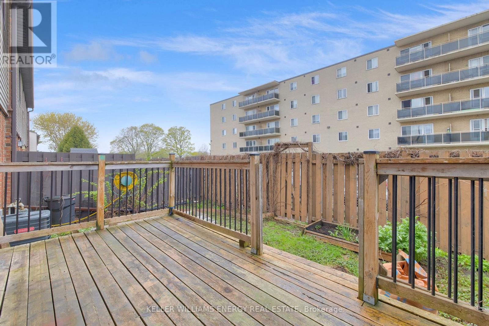 #UNIT#20 960 GLEN STREET - 22