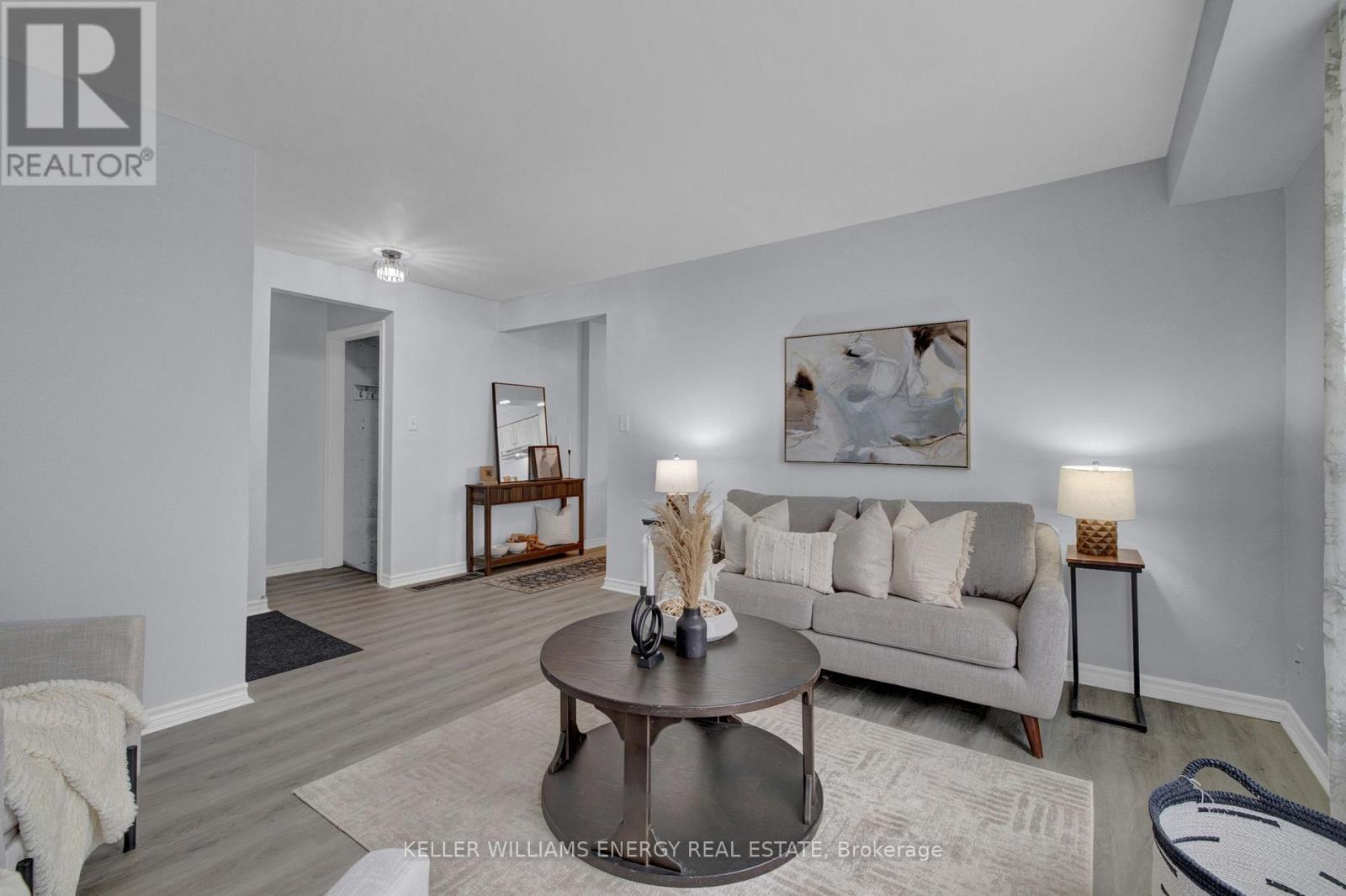 #UNIT#20 960 GLEN STREET - 5