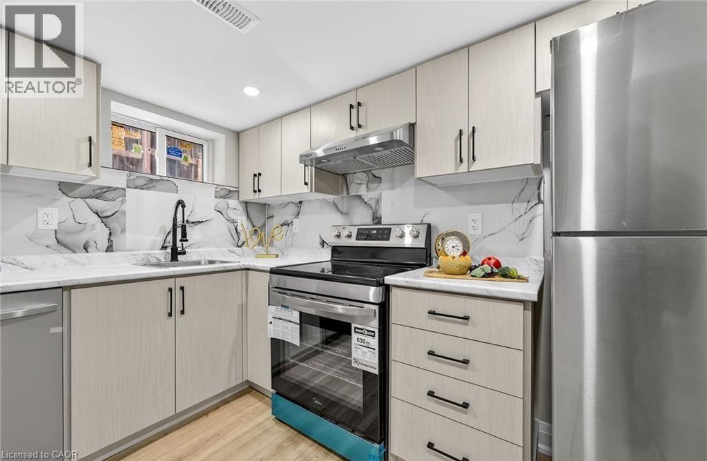 150 BRUCEDALE Avenue E Unit# Lower, Hamilton, Ontario, L9A1N6 — Photo 5