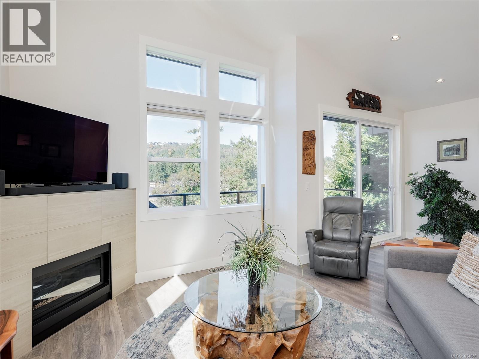  2448 Prospector Way, Langford
