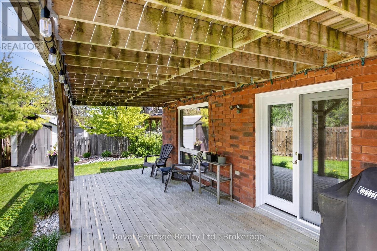 26 STONEBRIDGE COURT - 32