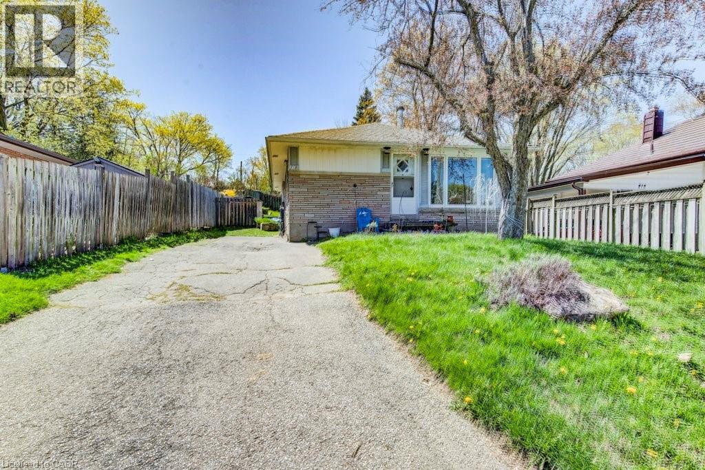 216 HUNGERFORD Road, Cambridge, Ontario, N3C2R4 — Photo 2