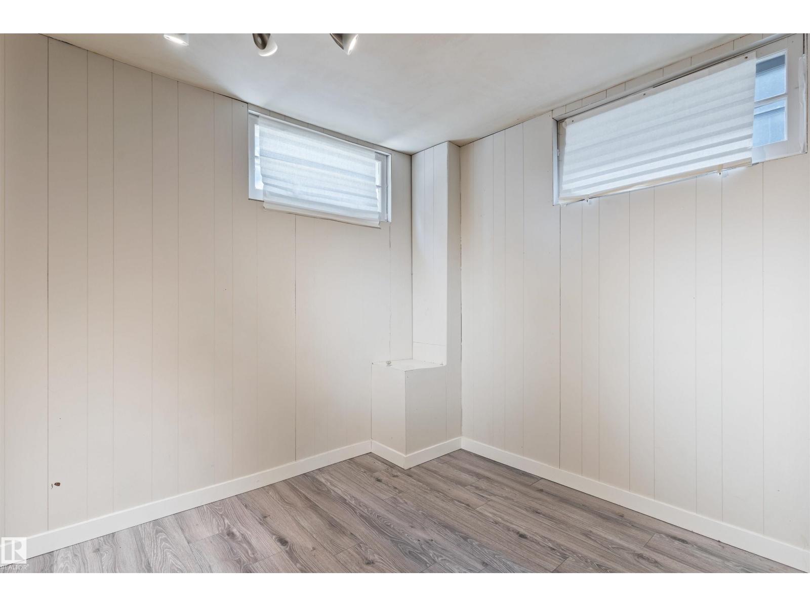 10707 129 ST NW - 28