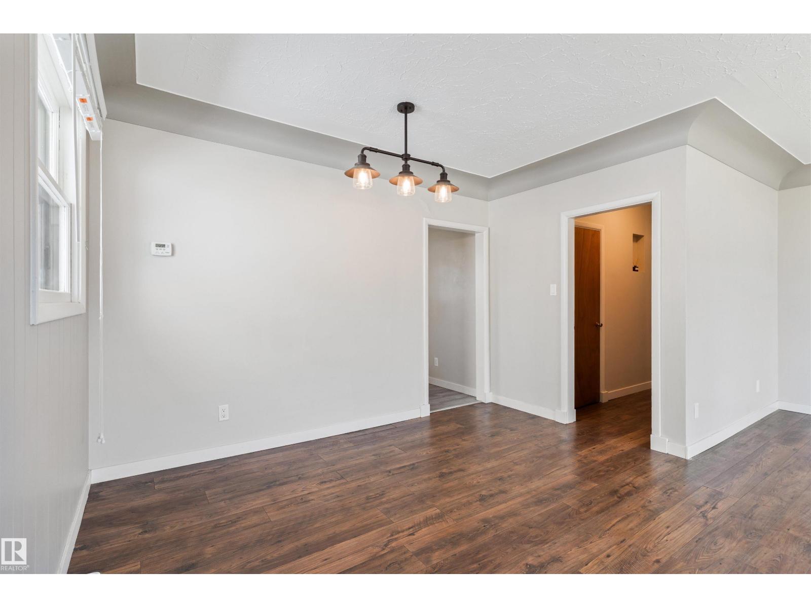 10707 129 ST NW - 6