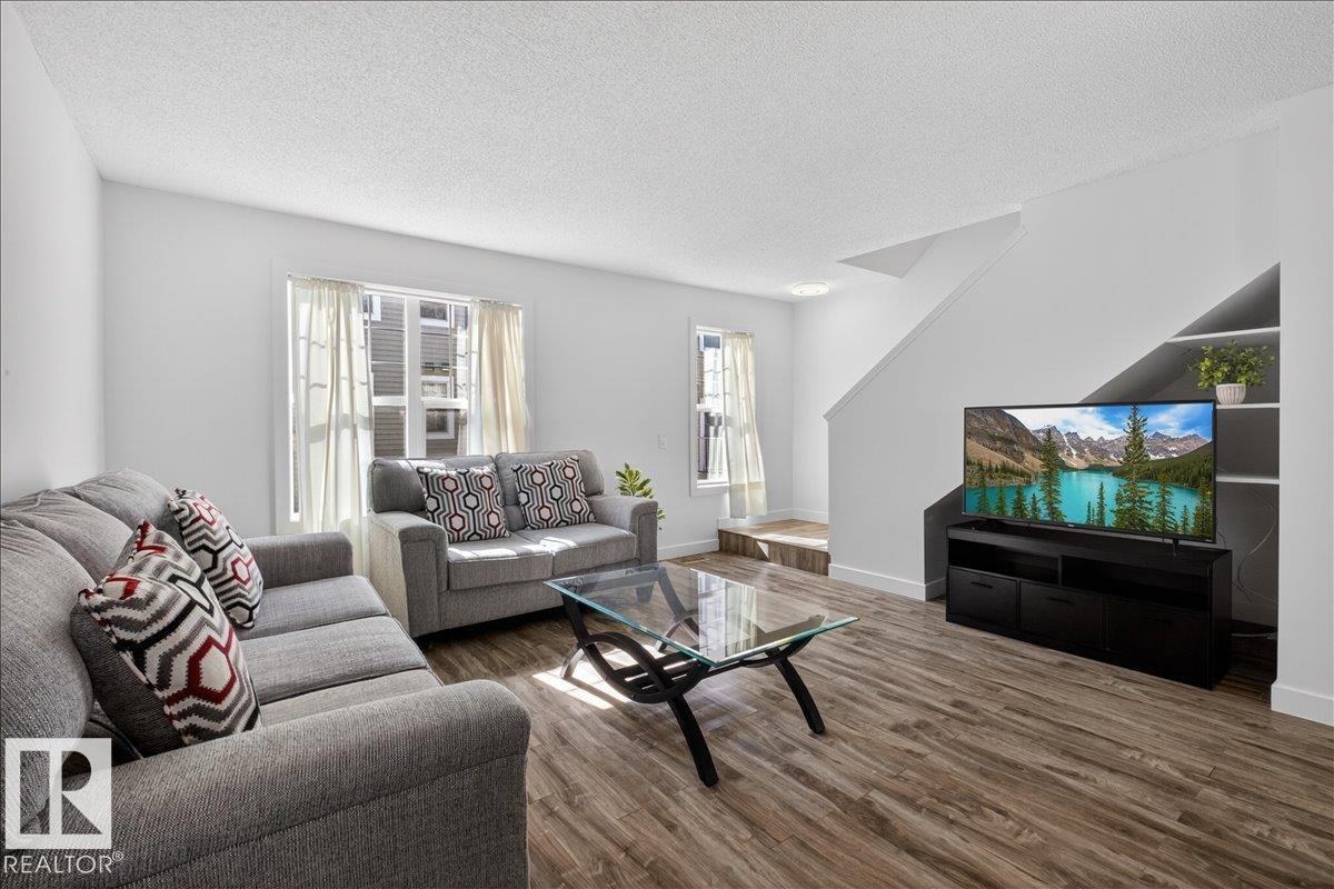 #174 5604 199 ST NW - 11