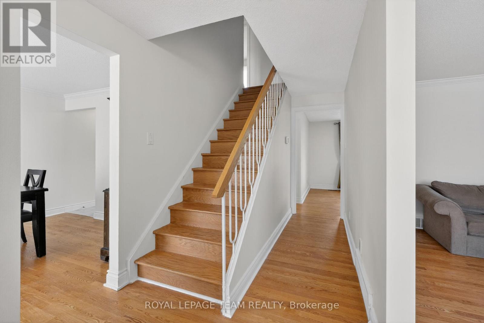 98 CANTER BOULEVARD - 3