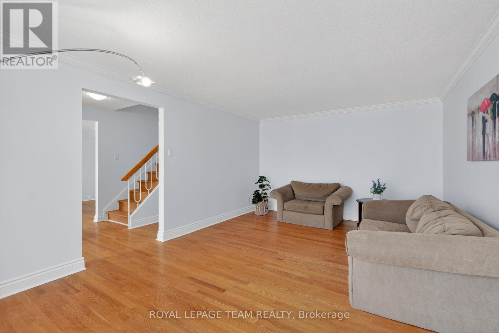 98 CANTER BOULEVARD - 6