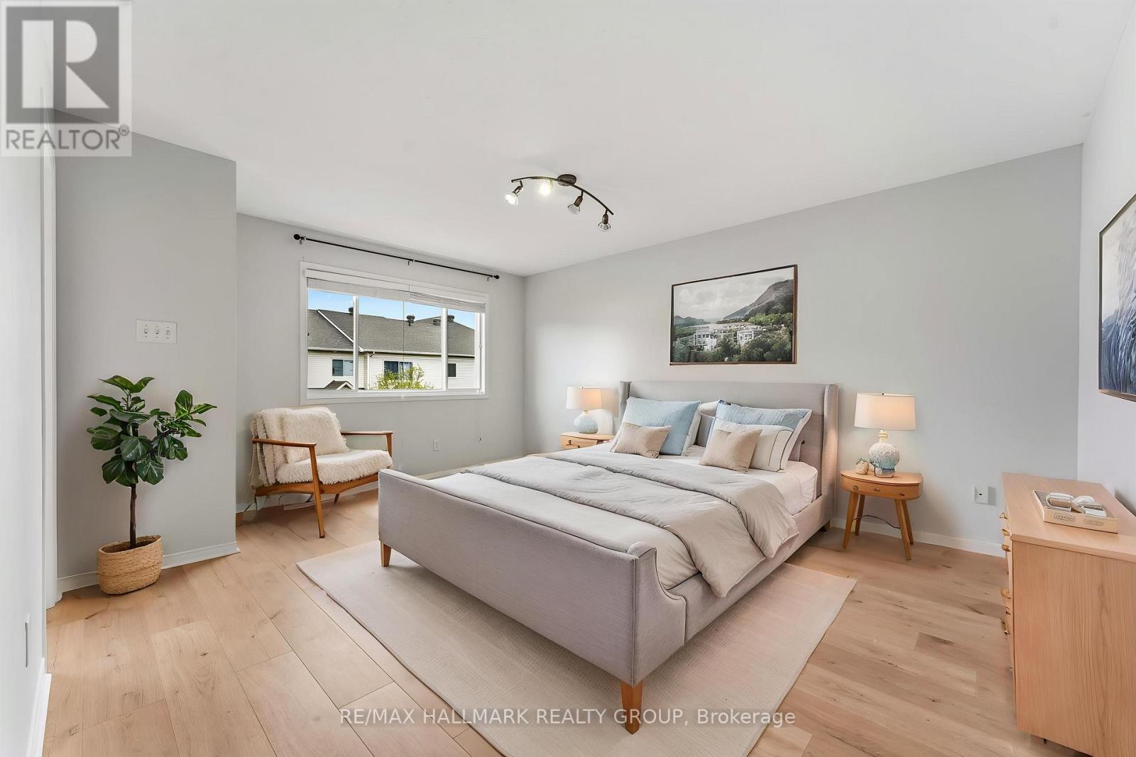 2087 HIBOUX STREET - 19