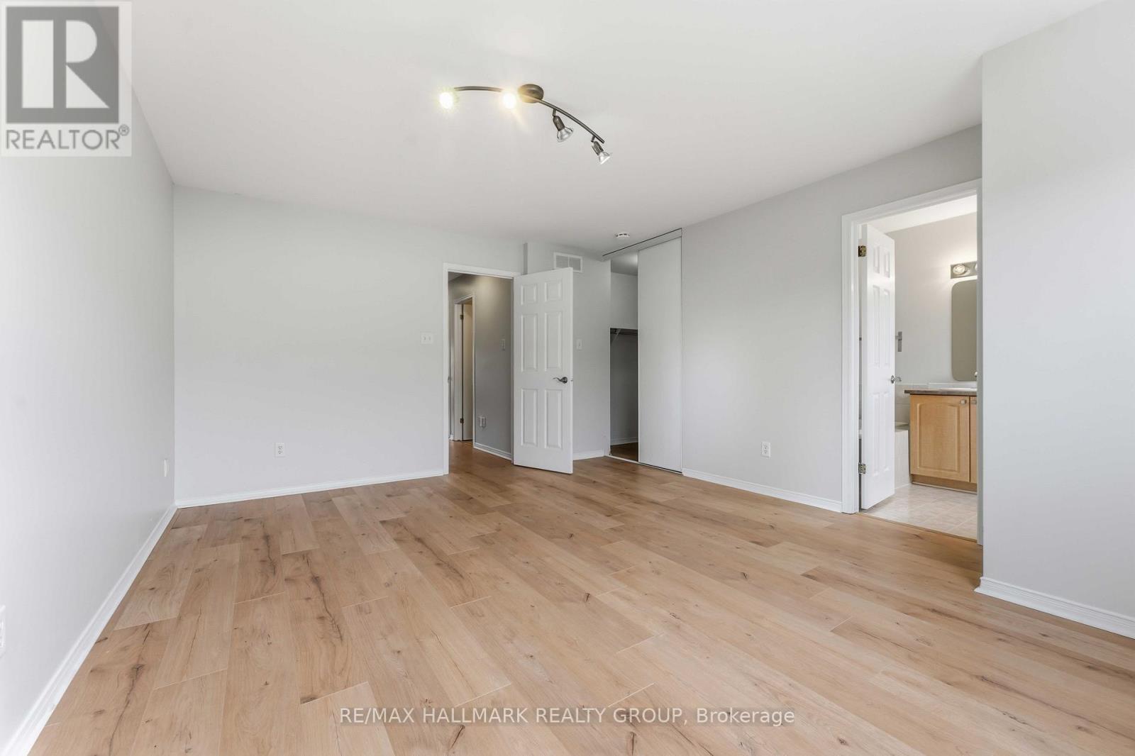 2087 HIBOUX STREET - 22