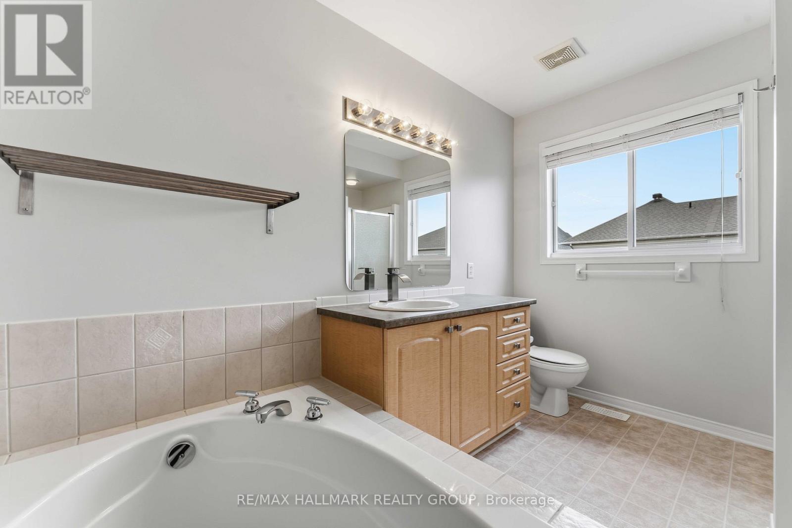 2087 HIBOUX STREET - 23