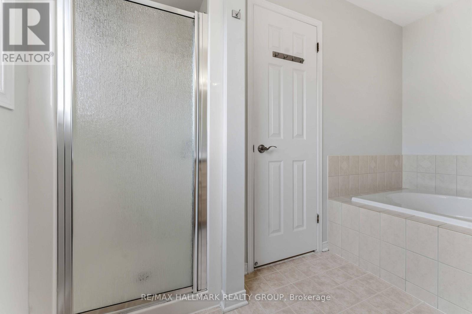 2087 HIBOUX STREET - 24