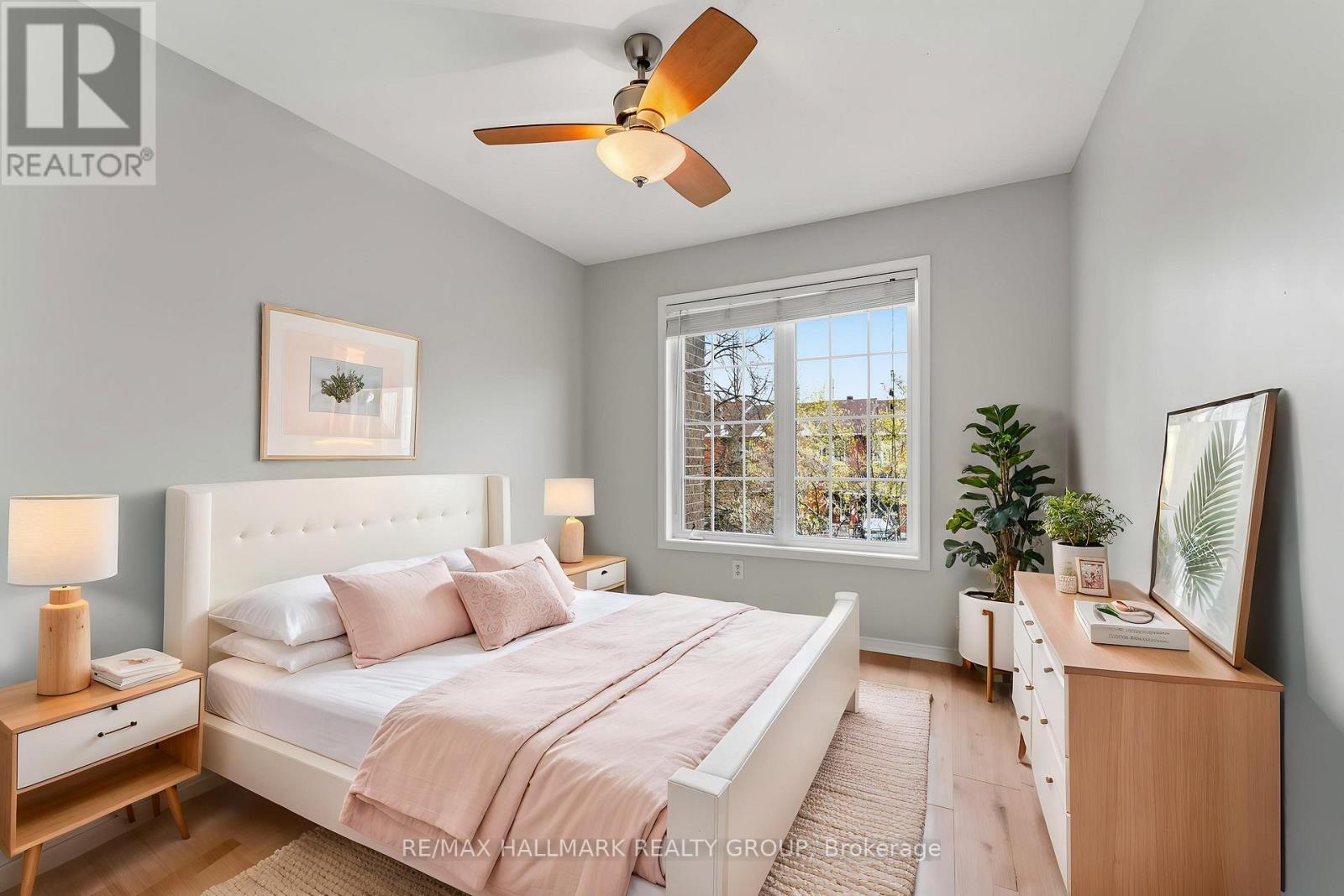 2087 HIBOUX STREET - 26