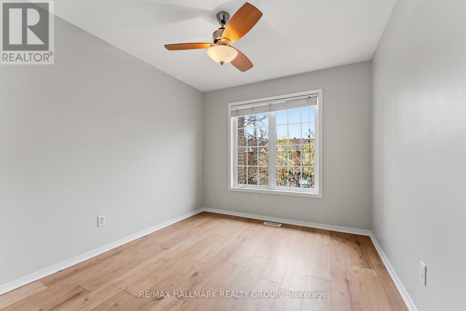 2087 HIBOUX STREET - 27