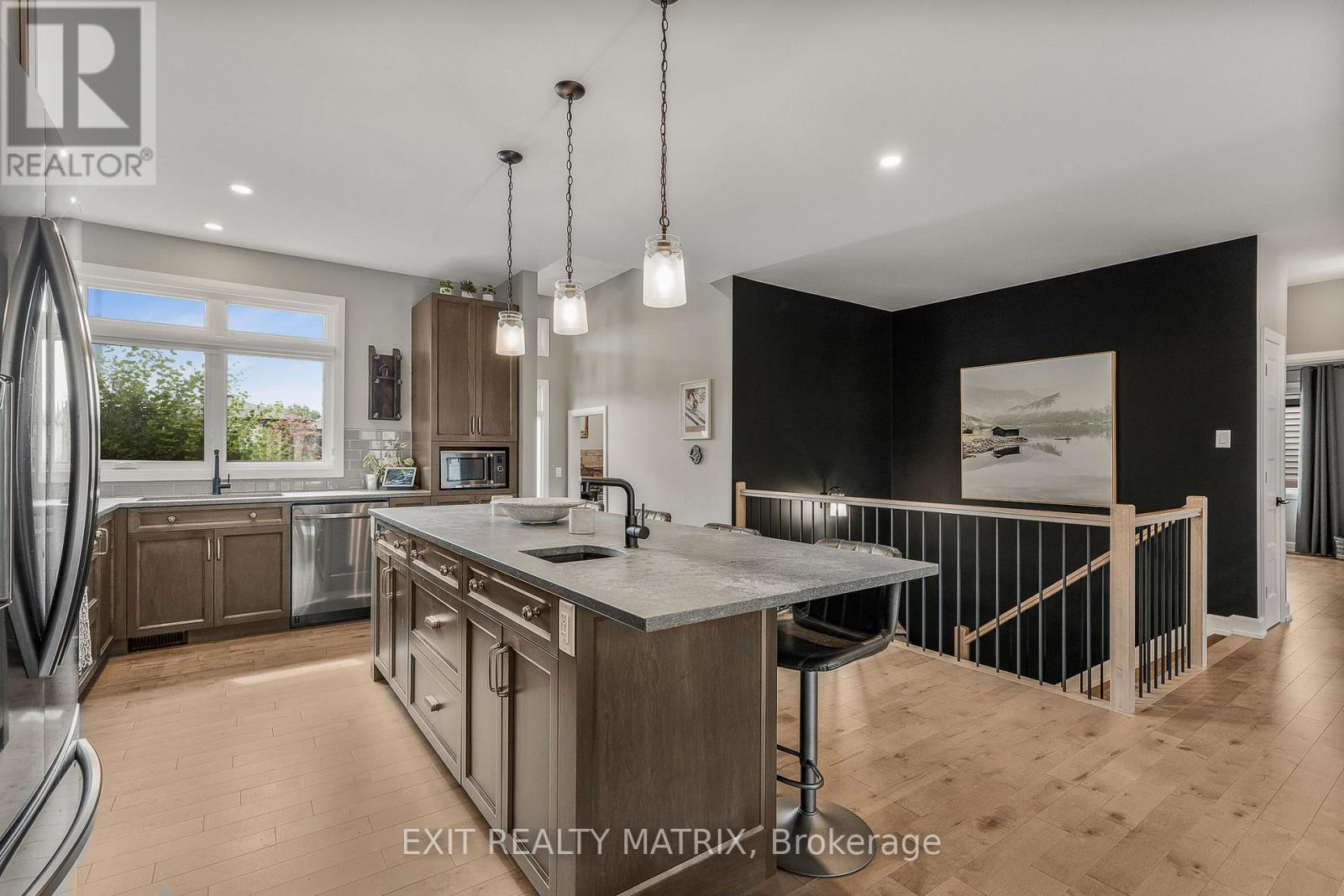 482 CENTRAL PARK BOULEVARD - 8