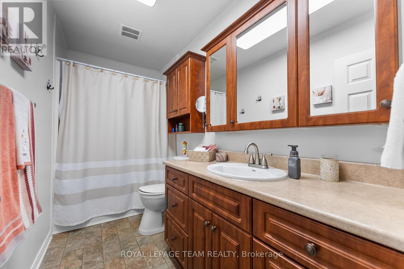 361 ARCHIBALD AVENUE - 20