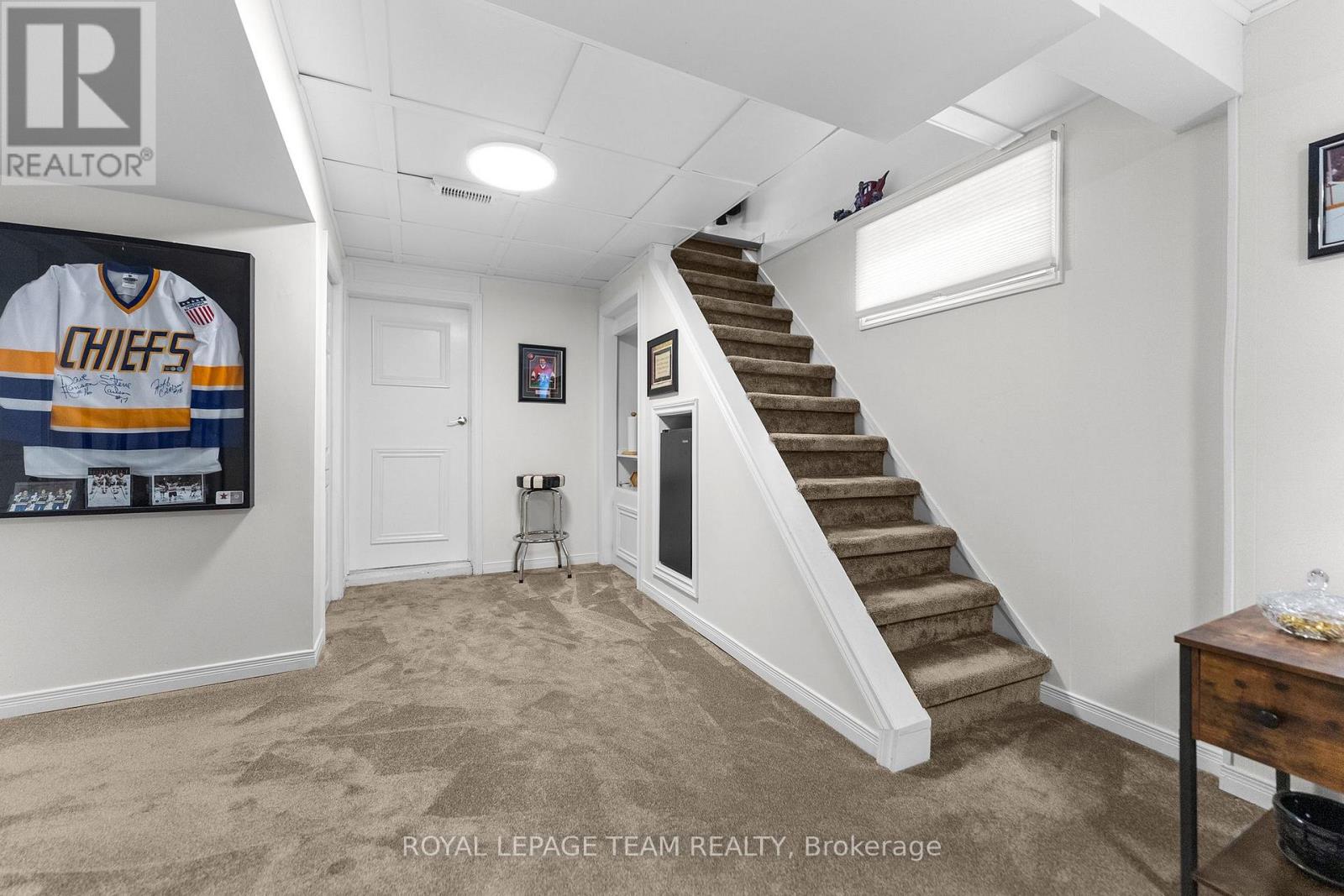 361 ARCHIBALD AVENUE - 23