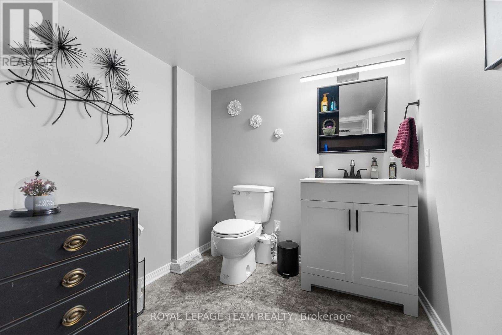 361 ARCHIBALD AVENUE - 29