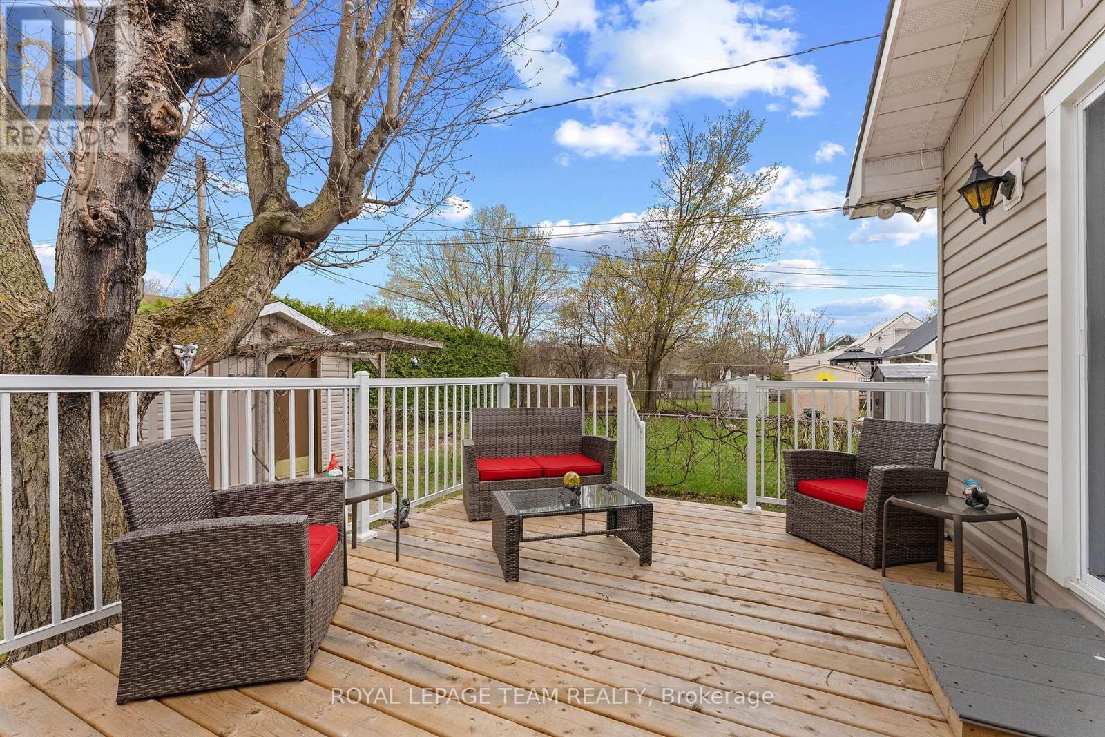 361 ARCHIBALD AVENUE - 32