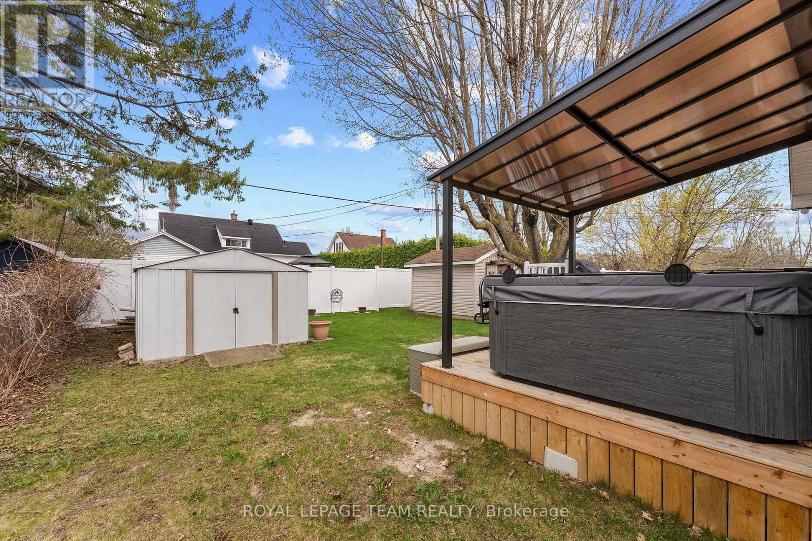 361 ARCHIBALD AVENUE - 34
