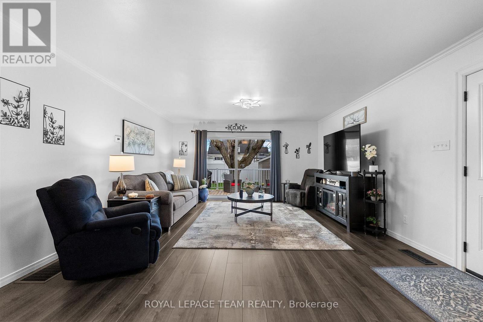 361 ARCHIBALD AVENUE - 8