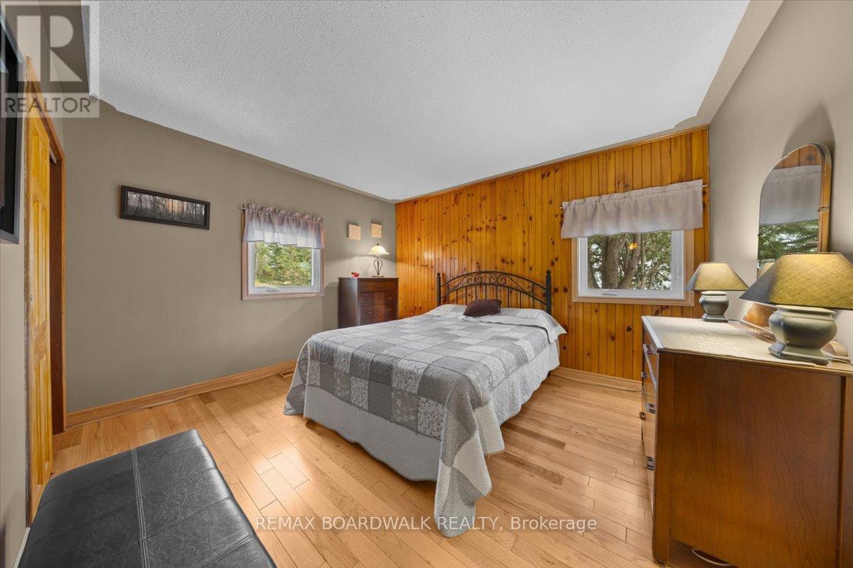 815 CHRISTIE LAKE ROAD - 23
