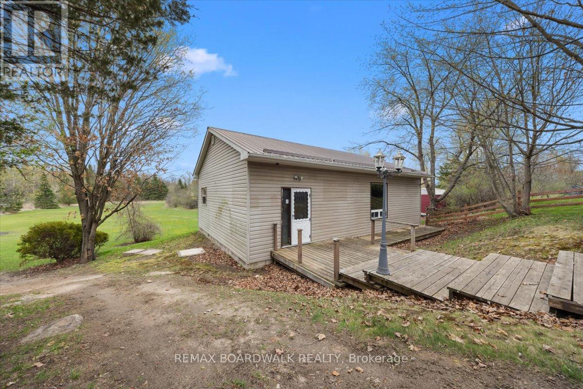 815 CHRISTIE LAKE ROAD - 35