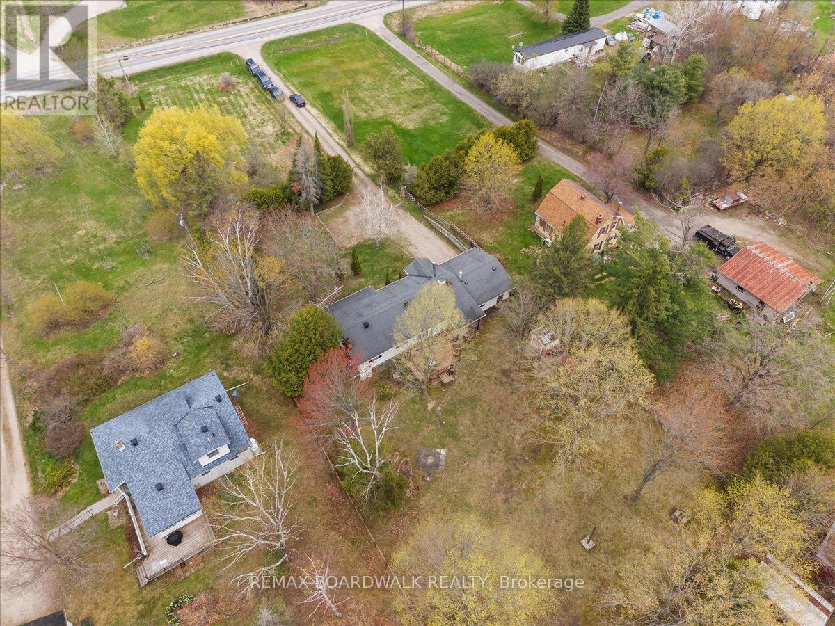 815 CHRISTIE LAKE ROAD - 45