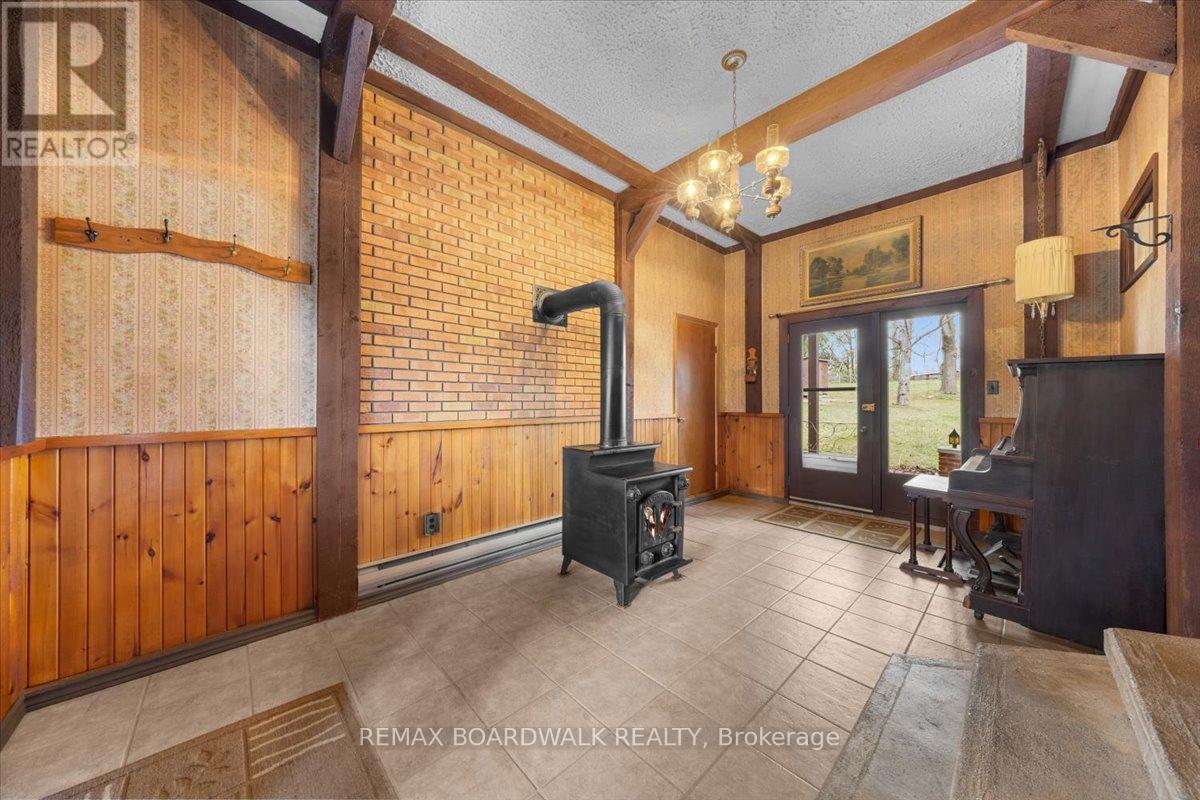 815 CHRISTIE LAKE ROAD - 5