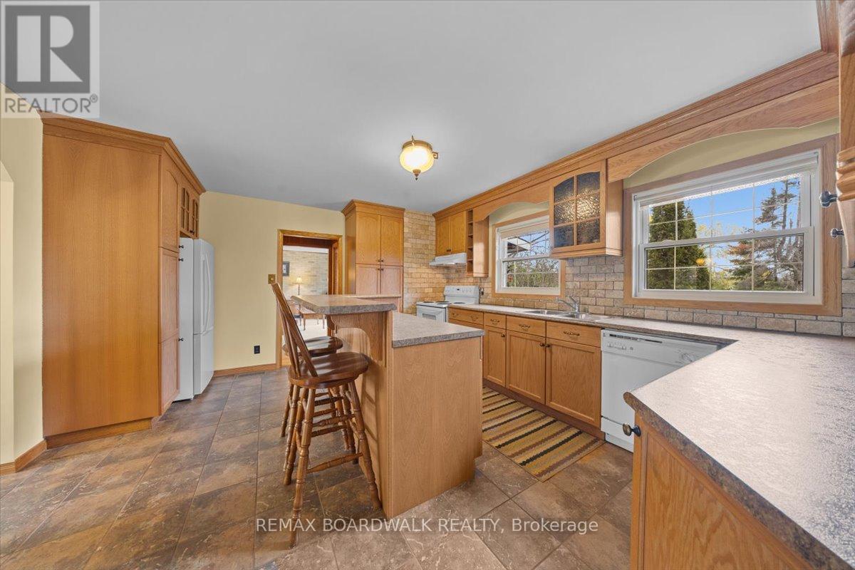 815 CHRISTIE LAKE ROAD - 8
