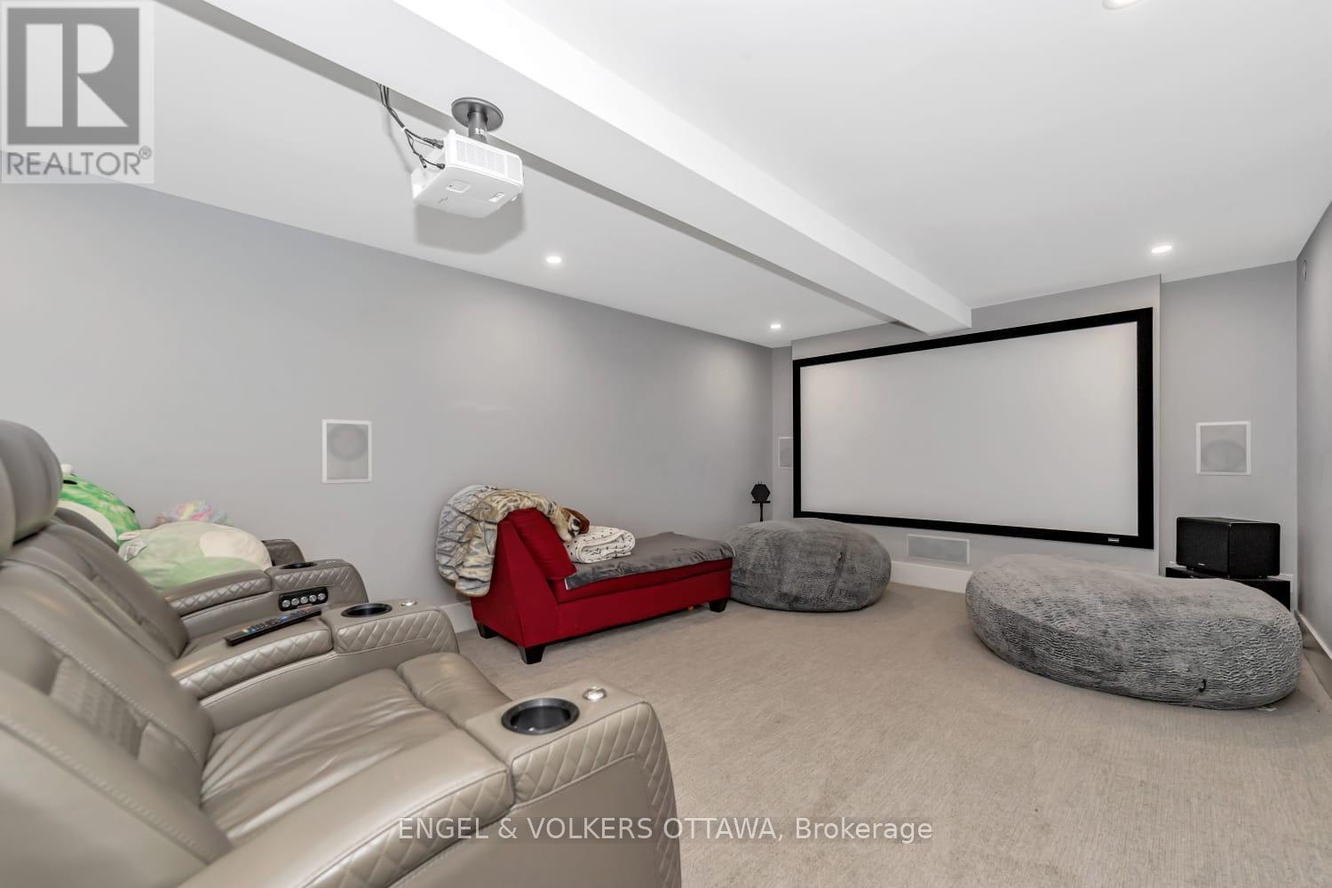 15 TIERNEY DRIVE - 37
