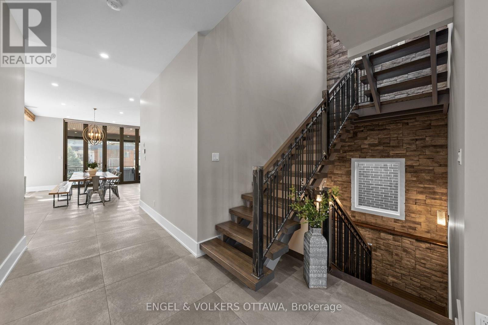 15 TIERNEY DRIVE - 4