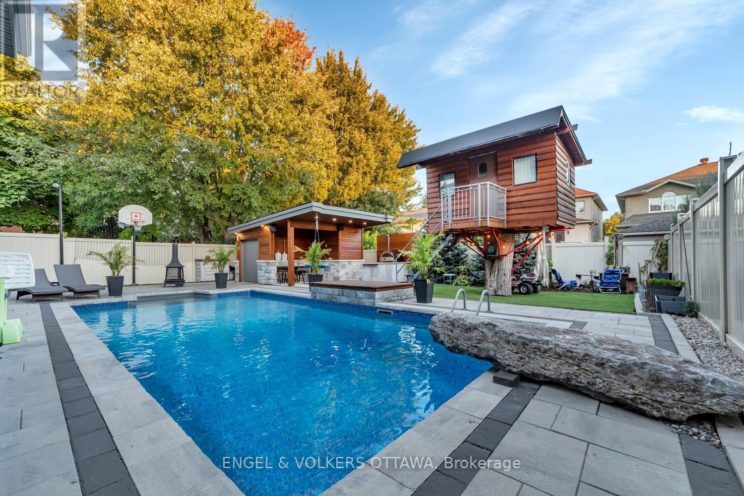 15 TIERNEY DRIVE - 45