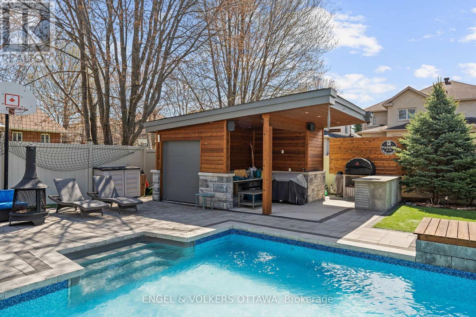15 TIERNEY DRIVE - 46