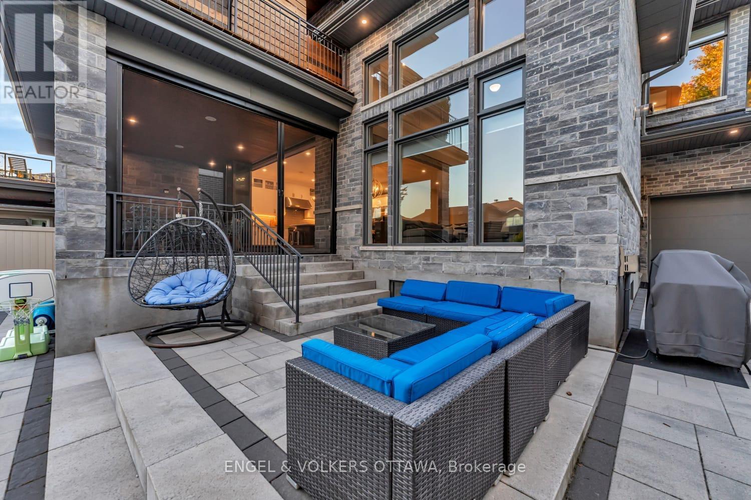 15 TIERNEY DRIVE - 47