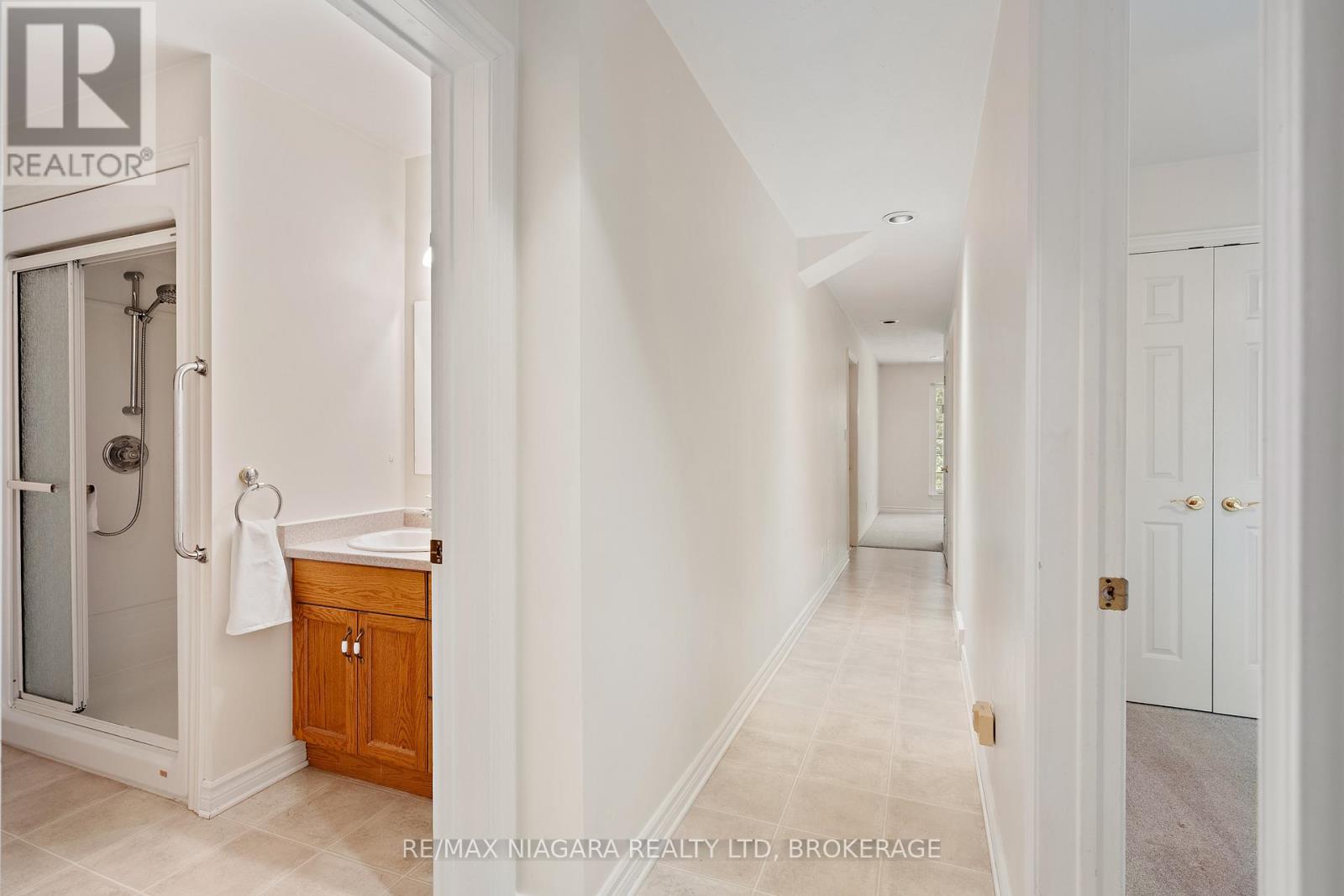 3908 CAROLYNN COURT - 39