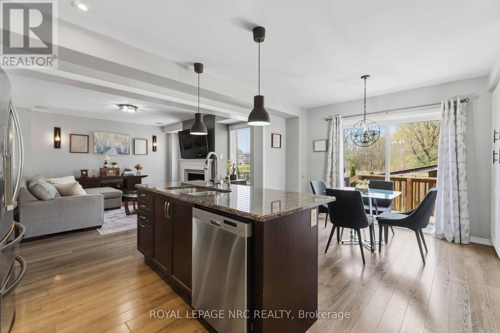 8769 DOGWOOD CRESCENT - 17