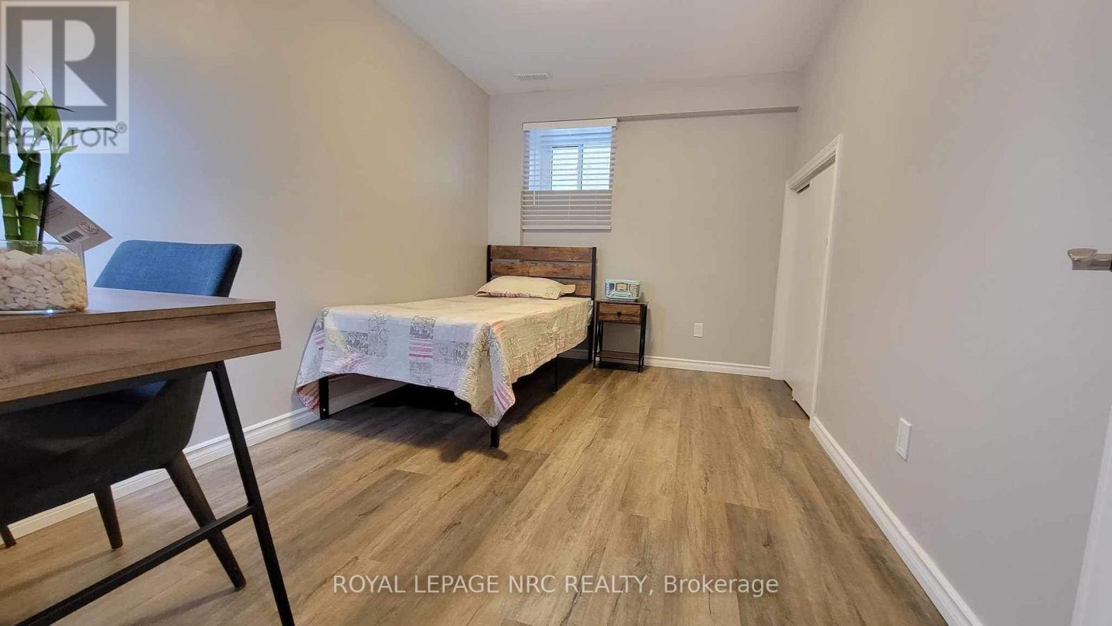8769 DOGWOOD CRESCENT - 43