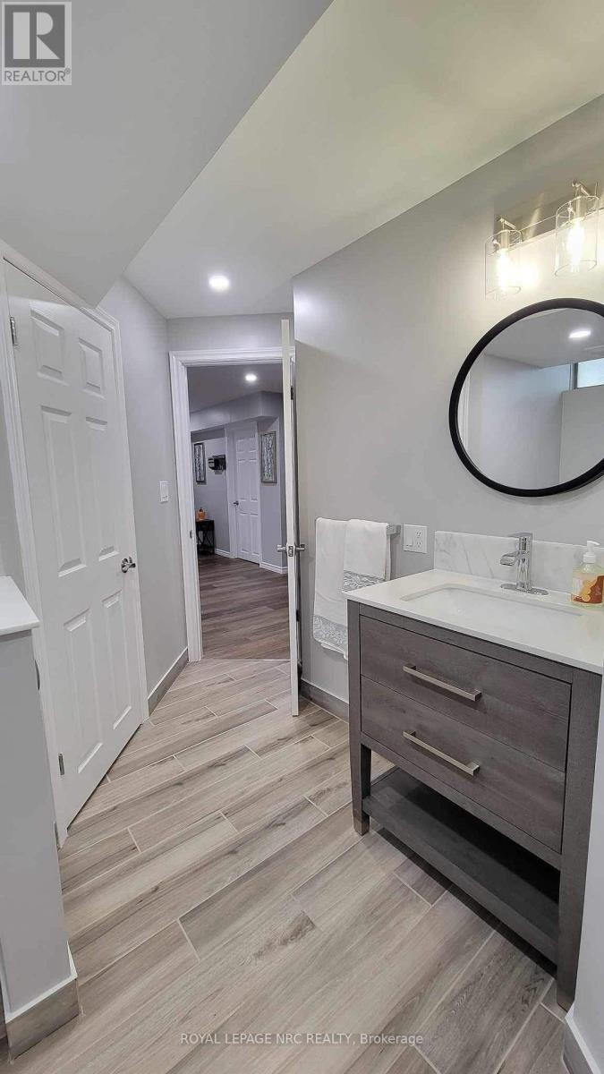 8769 DOGWOOD CRESCENT - 44
