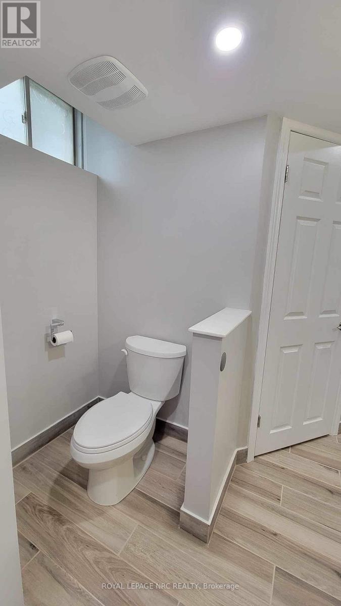 8769 DOGWOOD CRESCENT - 46