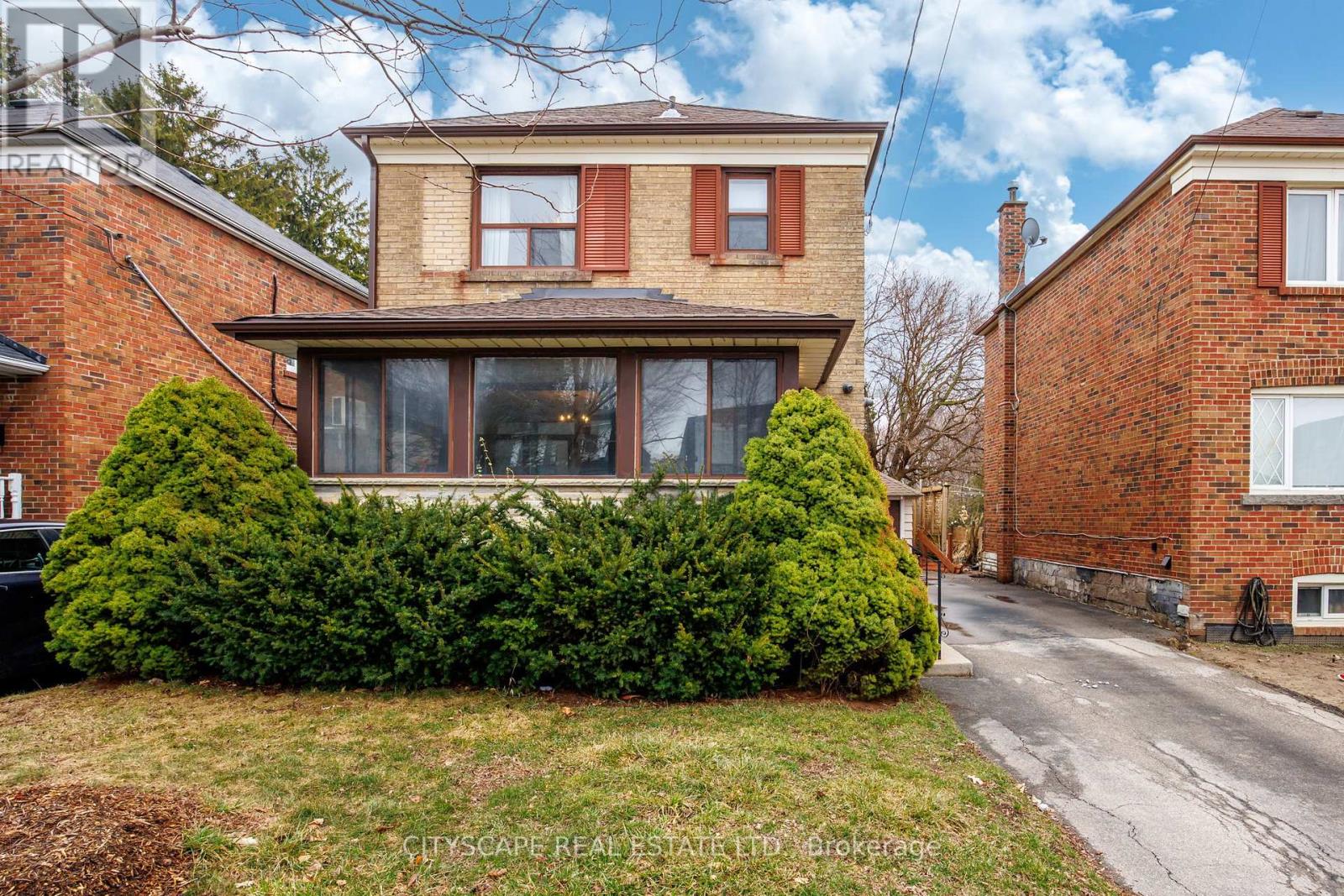 Listing photo of 51 DENVALE ROAD