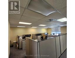 1504 - 14 Cedar Pointe Drive, Barrie, ON L4N5R7 Photo 8