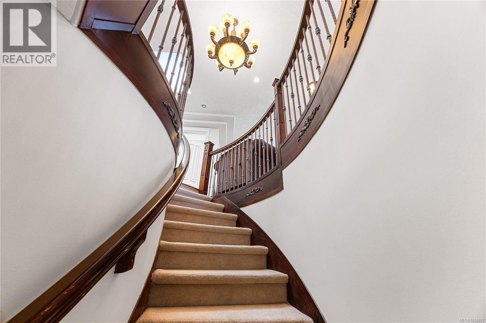6448 Peregrine Rd - 39