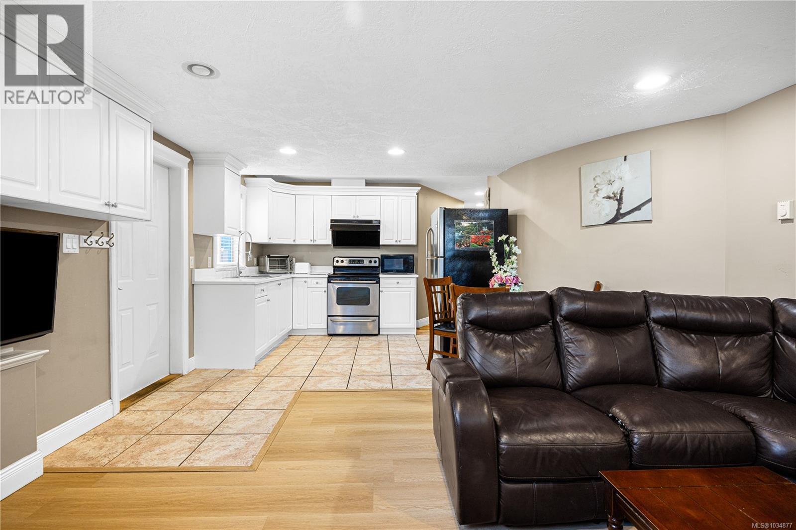 6448 Peregrine Rd - 51