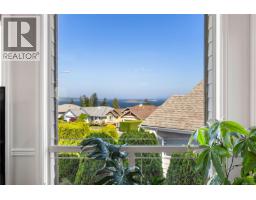 Ensuite - 6448 Peregrine Rd, Nanaimo, BC V9V1V5 Photo 11