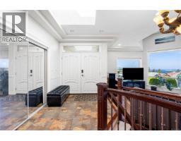 Entrance - 6448 Peregrine Rd, Nanaimo, BC V9V1V5 Photo 9
