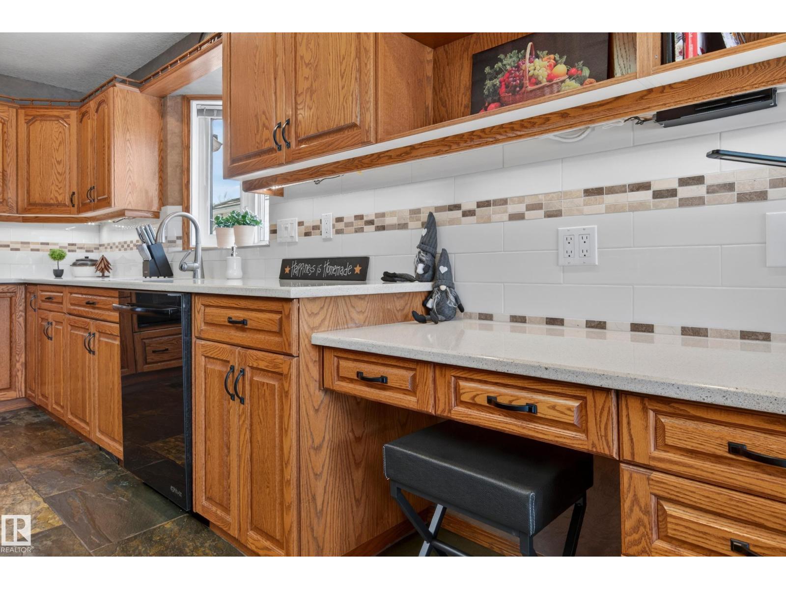 474 RIVERPARK DR - 22